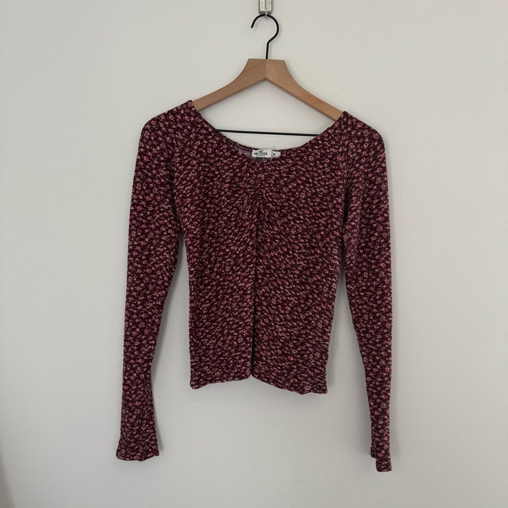 Hollister Long Sleeve Floral Cinch front V-neck Top Size Medium Cottagecore
